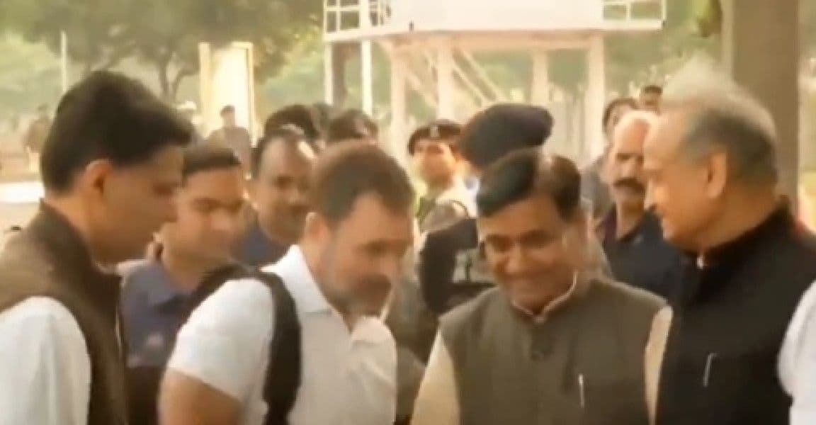 राजस्थान गरमायाः राहुल गांधी मिशन पर पहुंचे, गहलोत-पायलट एकजुट नजर आए